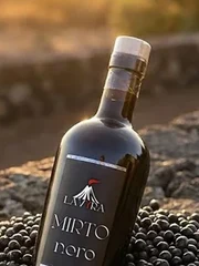 Perla Nera Lavyra, bottiglia 50 cl